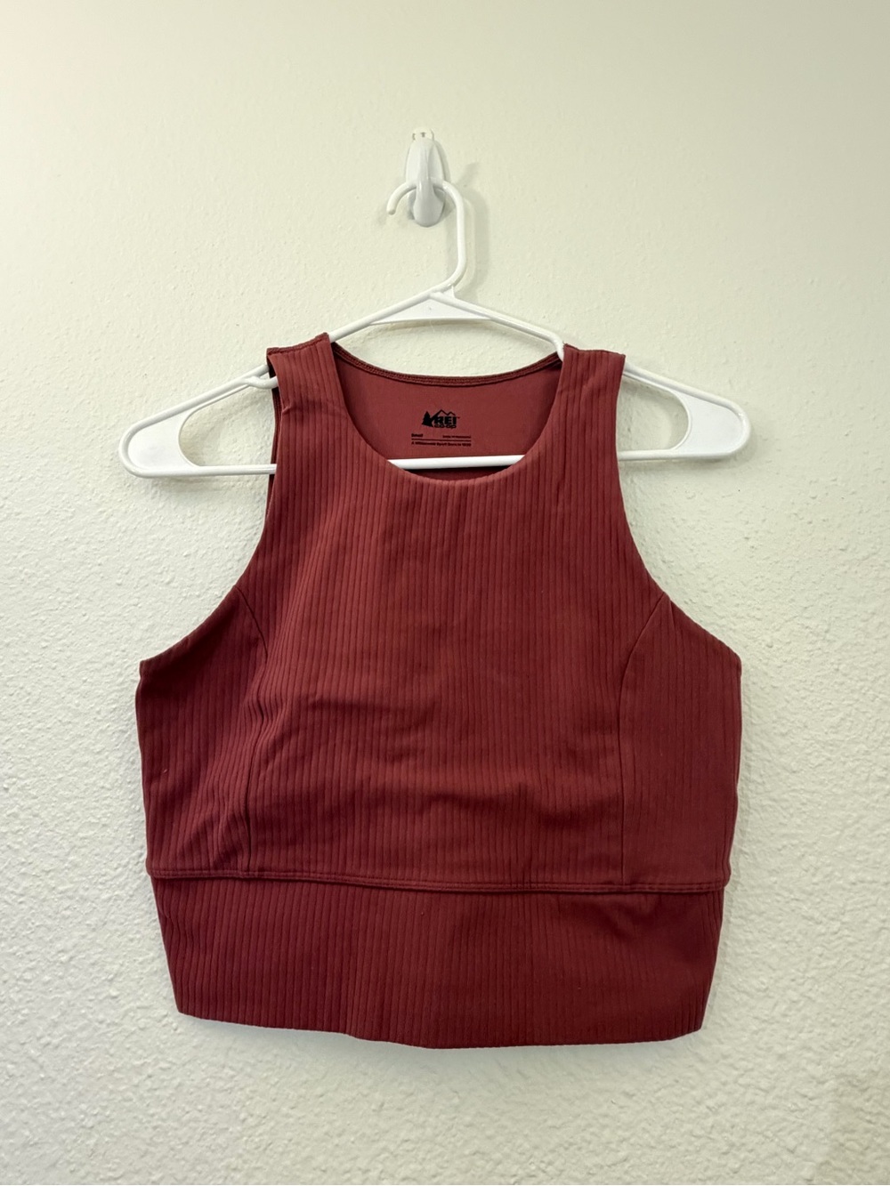 REI Women's Ribbed Crop Tank Top in Dusty Rose - Picture 1 of 2